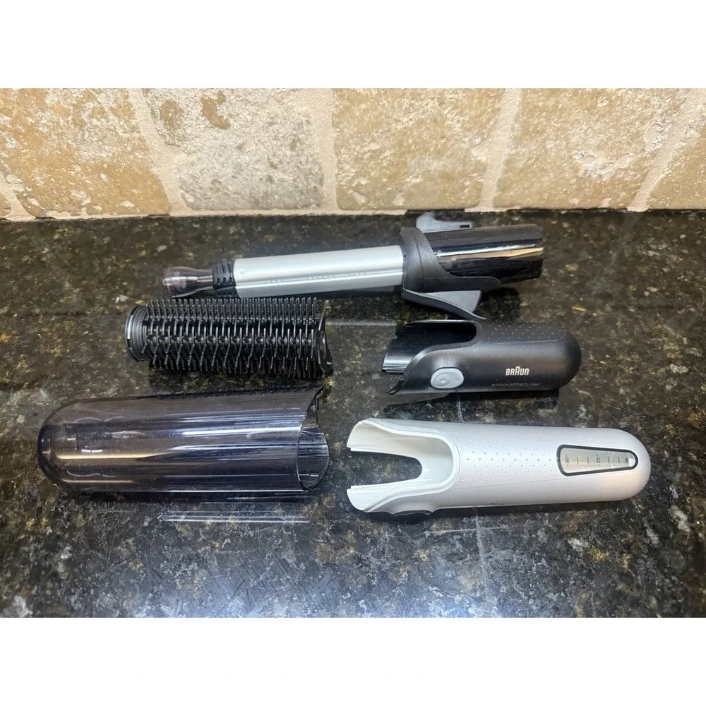Braun SmoothStyler Curling Iron‎ Partial Cell Butane Black Travel Brush